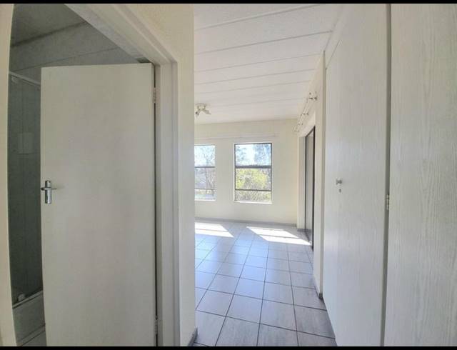 2 BEDROOM APARTMENT FOR SALE IN MORNINGSIDE